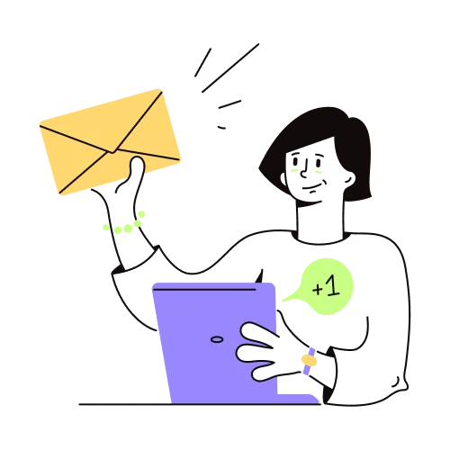 Женщина читает письмо на работе